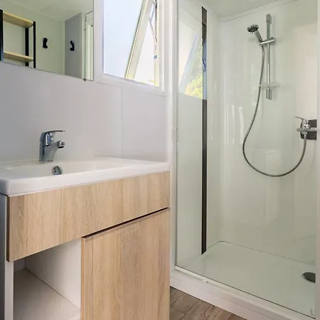 Κάμπινγκ Paradis Le Giessen *