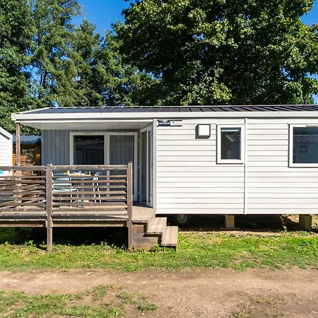 Κάμπινγκ Paradis Le Giessen